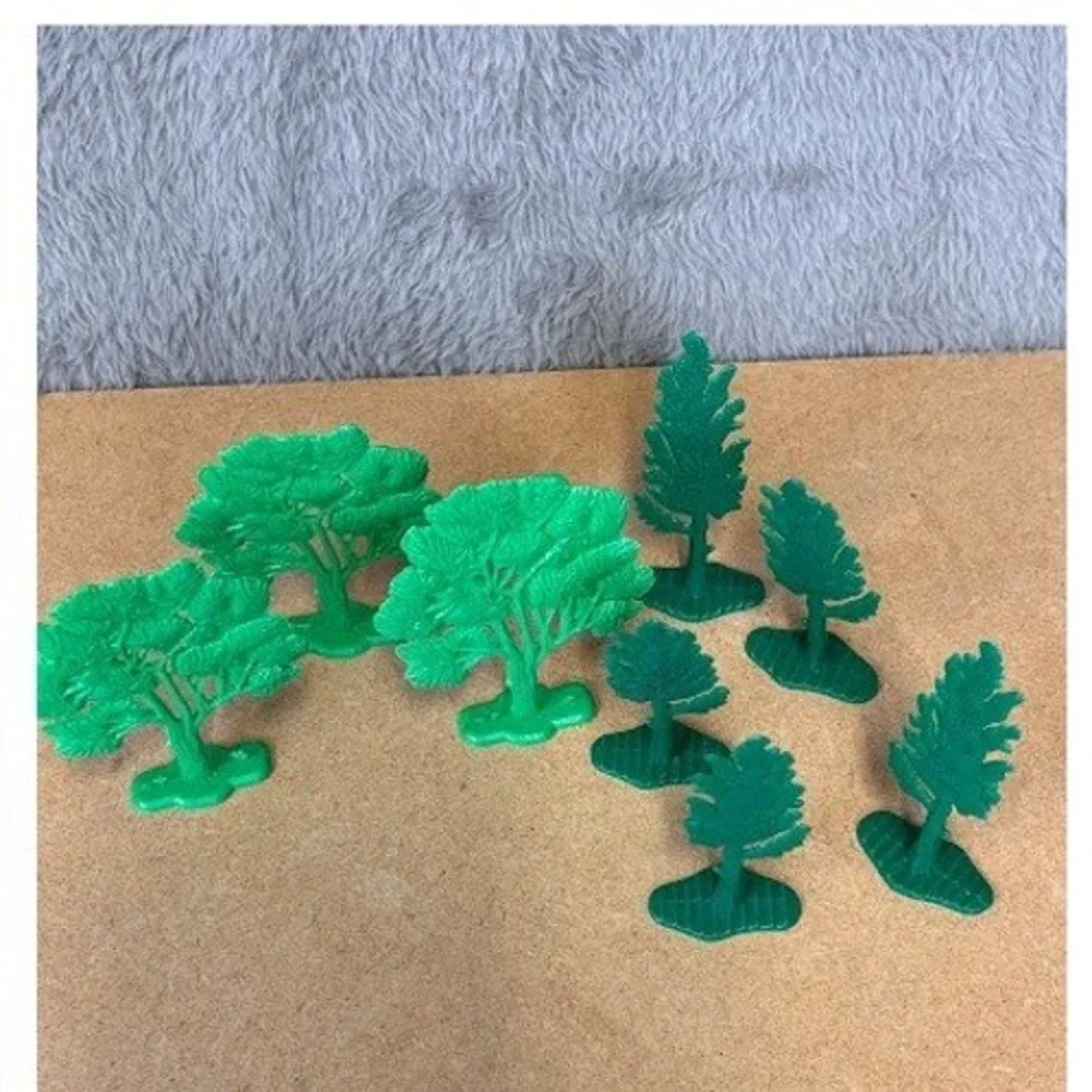 8 Vintage Marx Plastic Trees Toy Playset Accessories Green Scenery Mixed‎ Lot